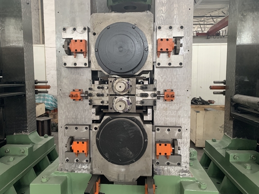 500mm 4hi कोल्ड रोलिंग मिल कार्बन स्टील थ्री स्टैंड 250m / Min