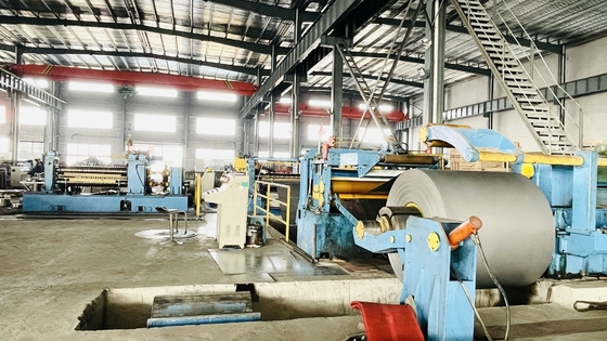 0.2 मिमी जस्ती स्टील शीट धातु का तार काटने की मशीन एसी 22KW