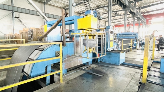 रंगीन स्टील प्लेट के लिए 20 मीटर / मिनट स्वचालित स्लिटर मशीन उच्च परिशुद्धता