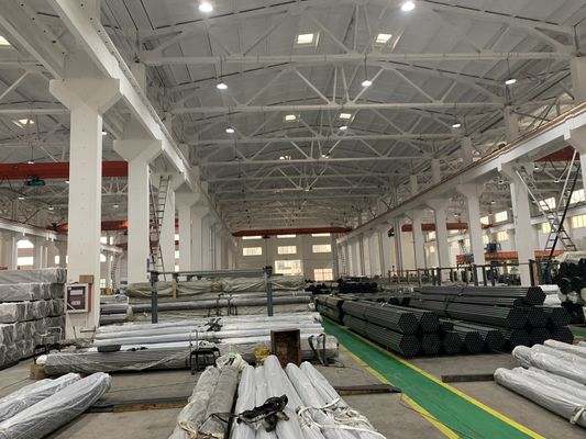 380V 50 हर्ट्ज 60 मीटर / मिनट 114 मिमी उच्च आवृत्ति वेल्डेड पाइप मिल
